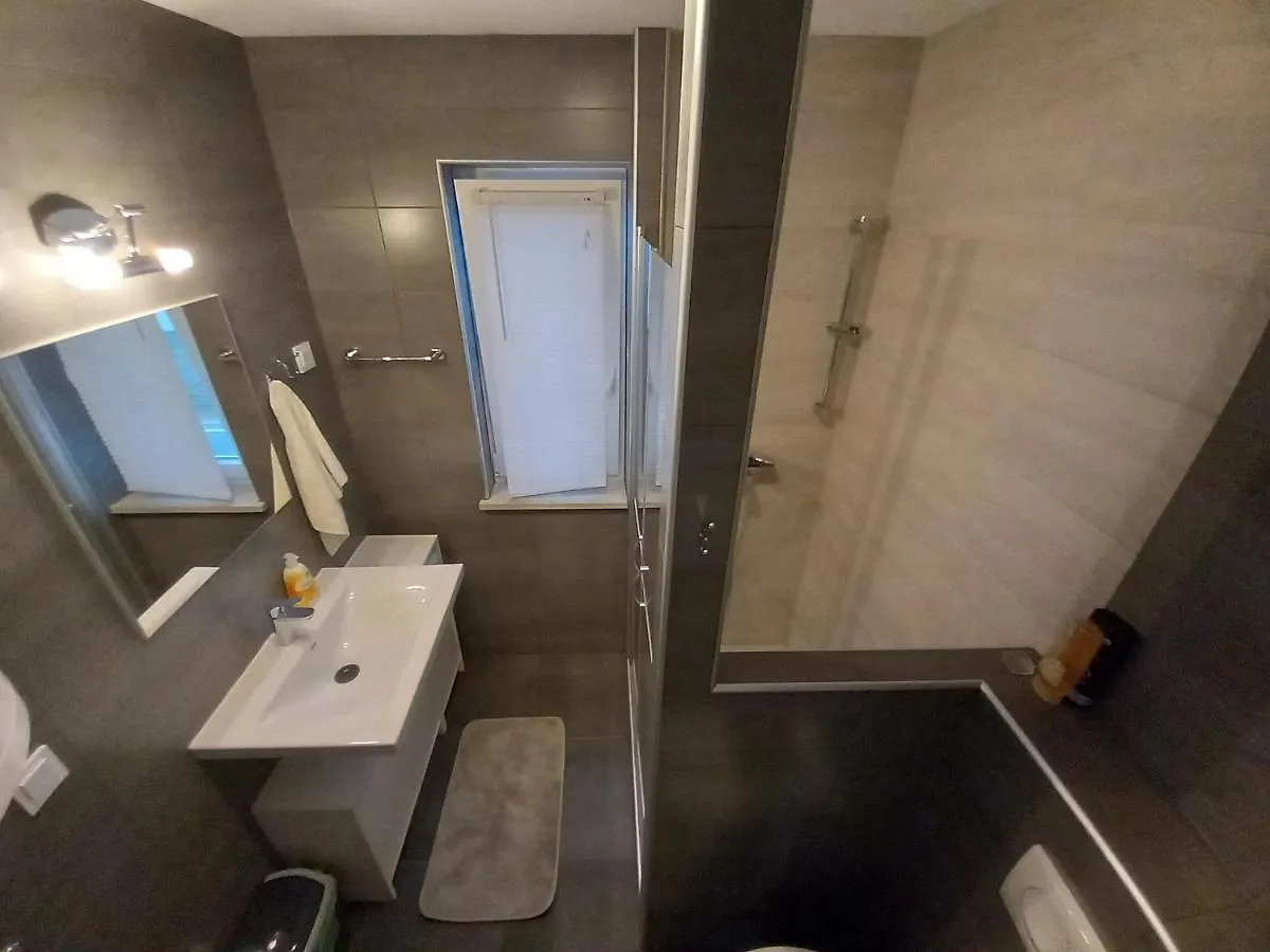 פאז'אנה Apartments Laura קרואטיה