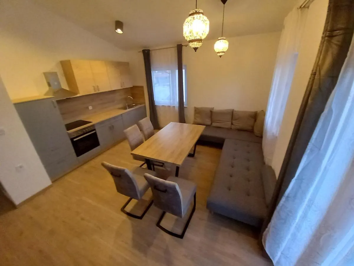 פאז'אנה Apartments Laura קרואטיה