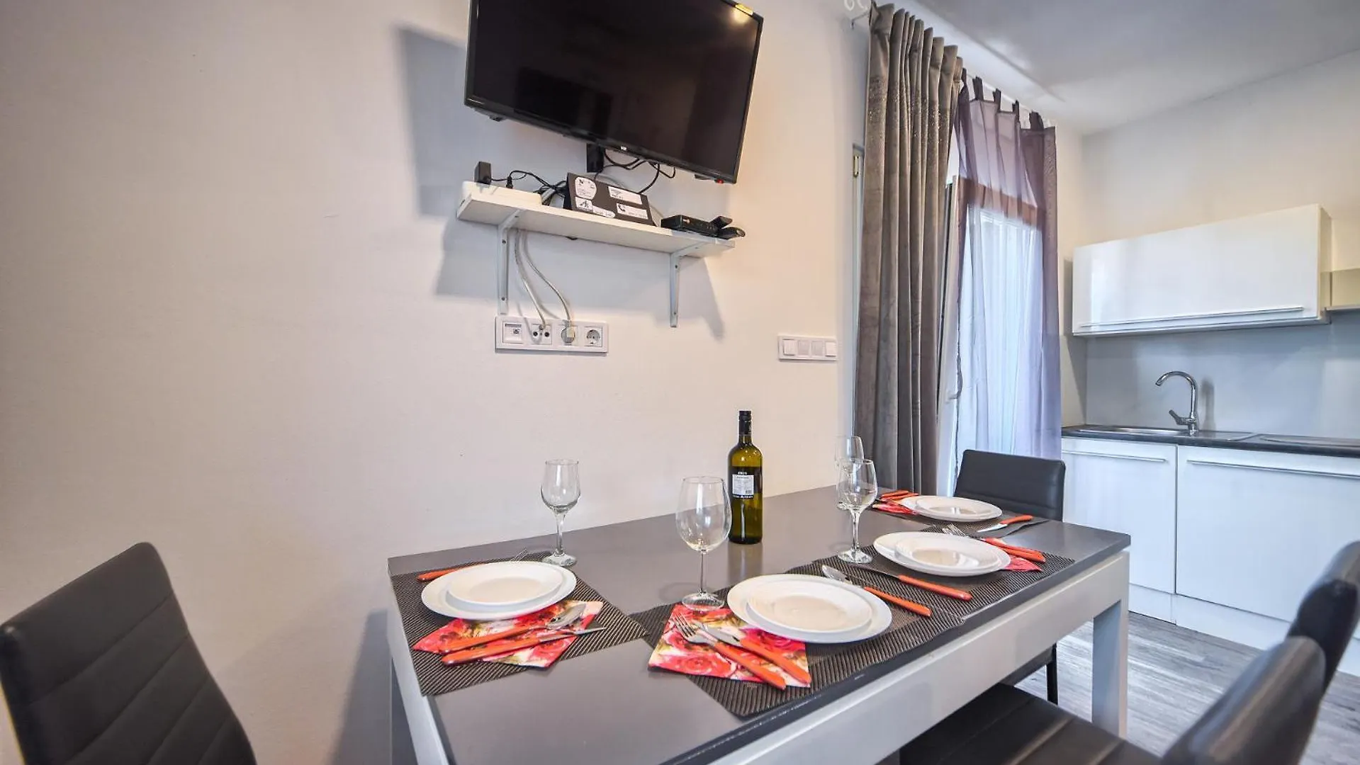 פאז'אנה Apartments Laura קרואטיה